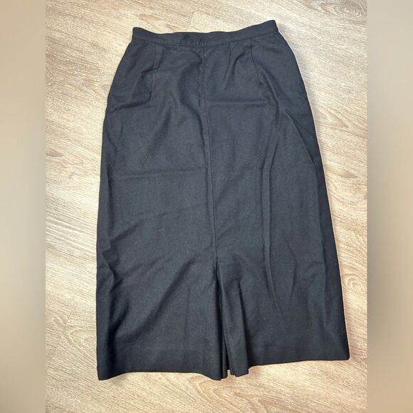 PENDLETON | Vintage Black Wool Skirt - Picture 6 of 6